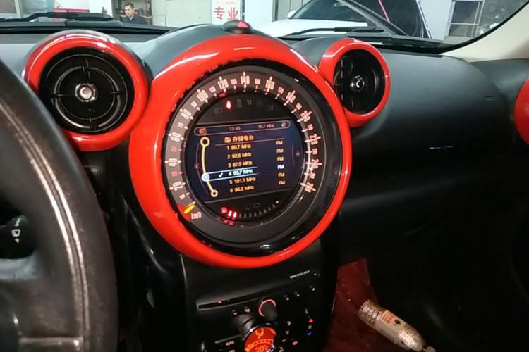 Used MINI Countryman 2014 1.6T COOPER ALL4 Excitement Audio And AC Panel