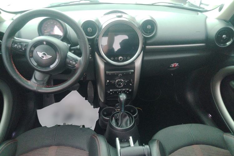 Used MINI Countryman 2014 1.6T COOPER ALL4 Fun Center Console