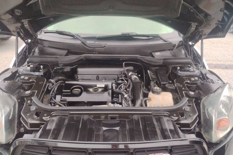 Used MINI Countryman 2014 1.6T COOPER ALL4 Fun Engine Bay