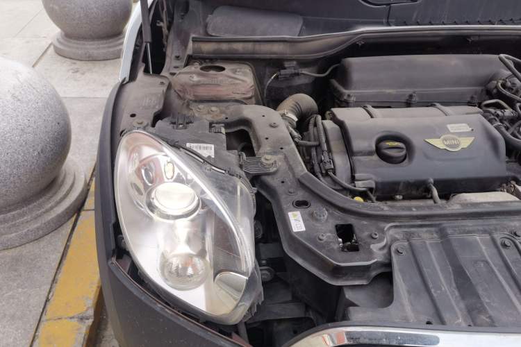 Used MINI Countryman 2014 1.6T COOPER S ALL4 Engine Bay Right