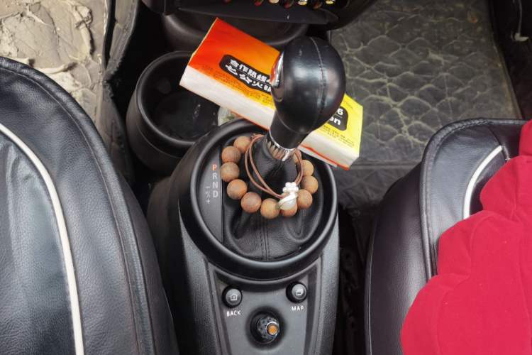 Used MINI Countryman 2014 1.6T COOPER S ALL4 Gear Lever