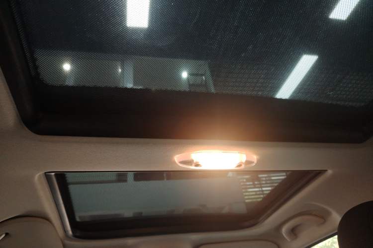 Used MINI Countryman 2014 1.6L COOPER Fun Headliner