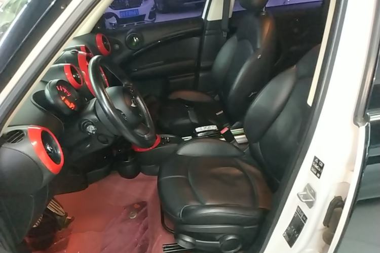 Used MINI Countryman 2014 1.6T COOPER ALL4 Excitement Left Front Seat