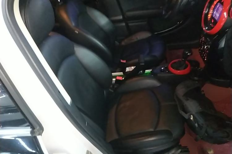 Used MINI Countryman 2014 1.6T COOPER ALL4 Excitement Right Front Seat