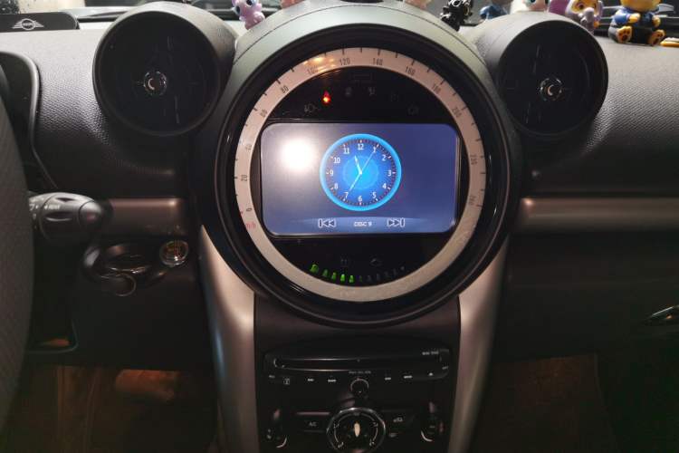 Used MINI Countryman 2014 1.6T COOPER ALL4 Fun Audio And AC Panel