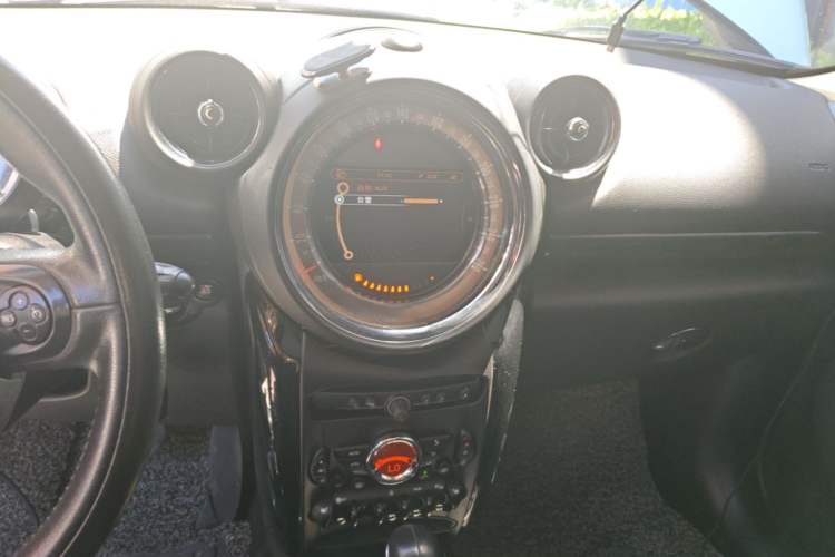 Used MINI Countryman 2014 1.6T COOPER ALL4 Excitement Audio And AC Panel