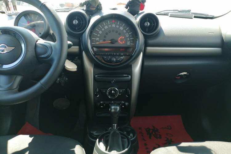Used MINI Countryman 2014 1.6L ONE Audio And AC Panel