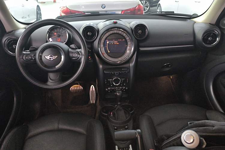 Used MINI Countryman 2014 1.6T COOPER S ALL4 Center Console