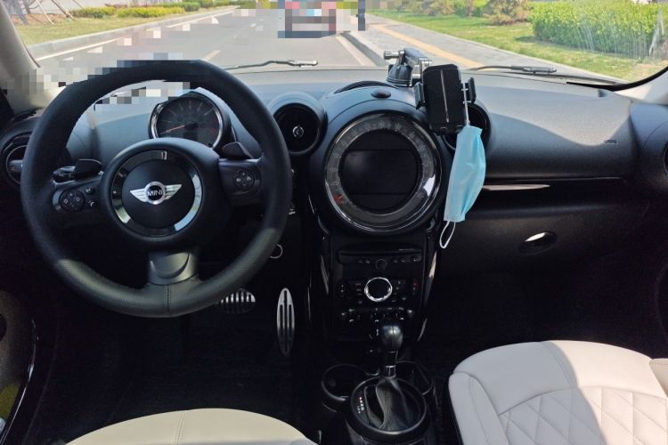 Used MINI Countryman 2014 1.6T COOPER S ALL4 Center Console