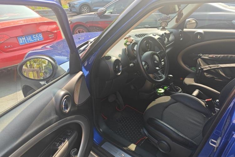 Used MINI Countryman 2014 1.6T COOPER ALL4 Fun Driver Seat