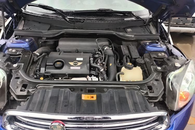 Used MINI Countryman 2014 1.6T COOPER ALL4 Fun Engine Bay