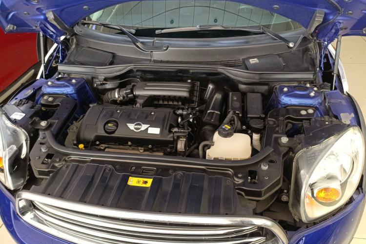 Used MINI Countryman 2014 1.6L COOPER Fun Engine Bay