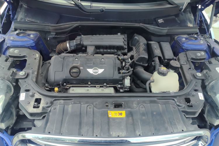 Used MINI Countryman 2014 1.6T COOPER S Engine Bay