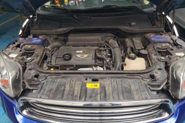 Used MINI Countryman 2014 1.6T COOPER ALL4 Fun Engine Bay