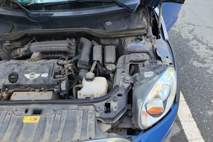 Used MINI Countryman 2014 1.6L COOPER Fun Engine Bay Left