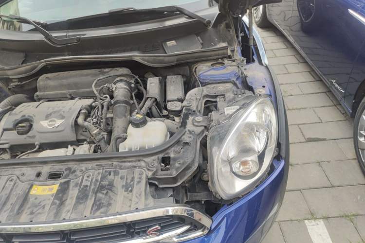 Used MINI Countryman 2014 1.6T COOPER S Engine Bay Left