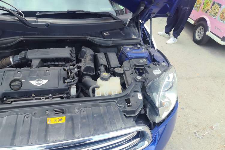 Used MINI Countryman 2014 1.6T COOPER S Engine Bay Left