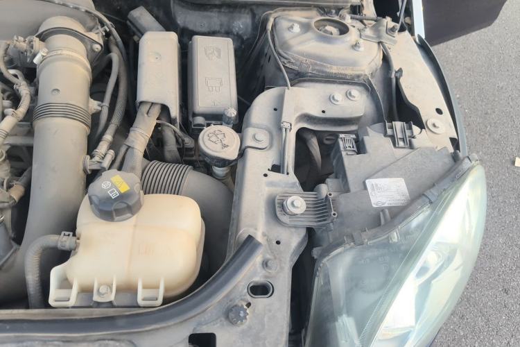 Used MINI Countryman  Engine Bay Left