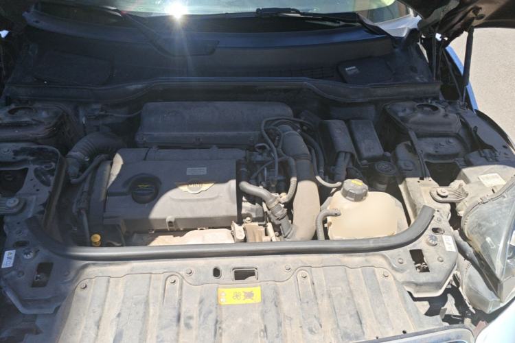 Used MINI Countryman 2014 1.6T COOPER ALL4 Excitement Engine Bay