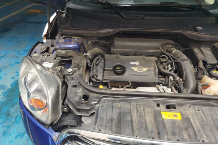 Used MINI Countryman 2014 1.6T COOPER ALL4 Fun Engine Bay Right