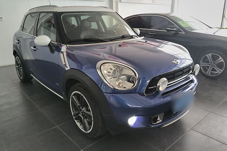 Used MINI Countryman 2014 1.6T COOPER S ALL4 Front Right 45 Deg