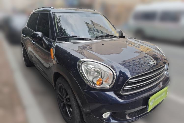 Used MINI Countryman 2014 1.6L COOPER Fun Front Right 45 Deg