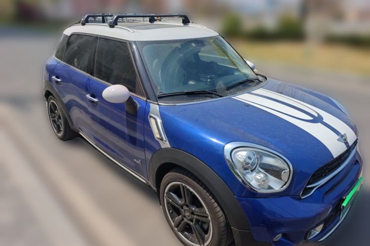 Used MINI Countryman 2014 1.6T COOPER S ALL4 Front Right 45 Deg