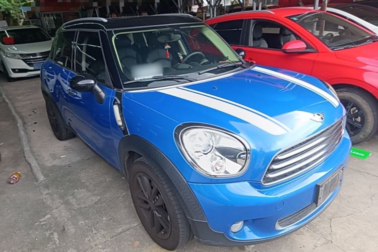 Used MINI Countryman 2014 1.6L COOPER Excitement Front Right 45 Deg