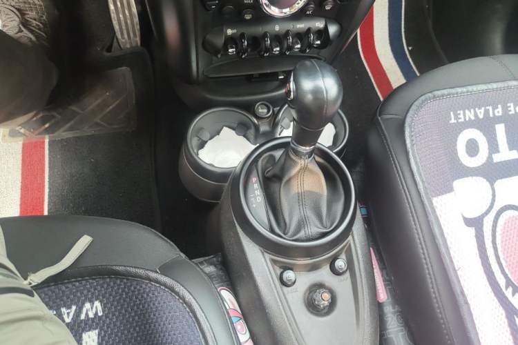 Used MINI Countryman 2014 1.6T COOPER S Gear Lever