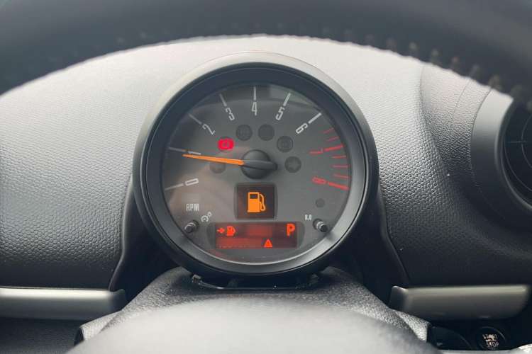 Used MINI Countryman 2014 1.6L COOPER Fun Instrument Cluster