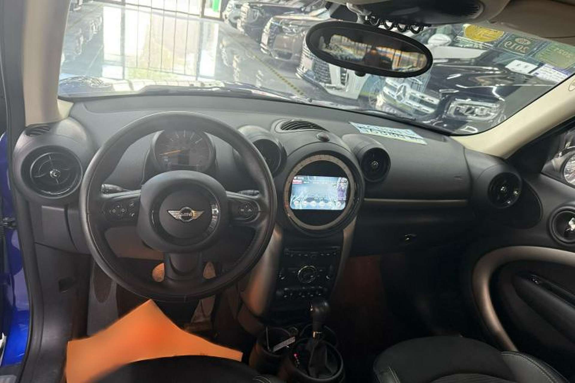 Used MINI Countryman 2014 1.6T COOPER ALL4 Fun Interior 1