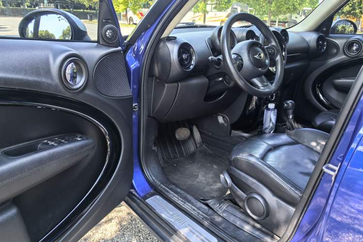 Used MINI Countryman 2014 1.6L COOPER Excitement Interior 1