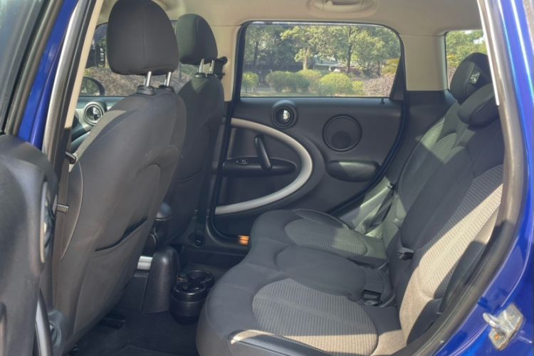 Used MINI Countryman 2014 1.6L COOPER Fun Interior 10