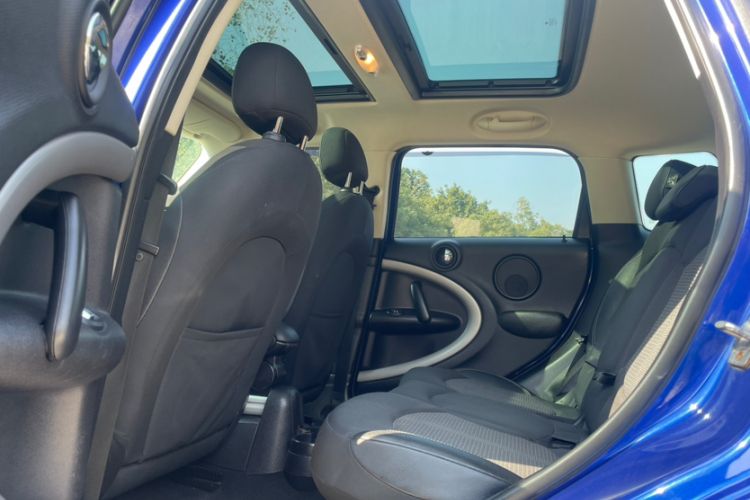 Used MINI Countryman 2014 1.6L COOPER Fun Interior 11