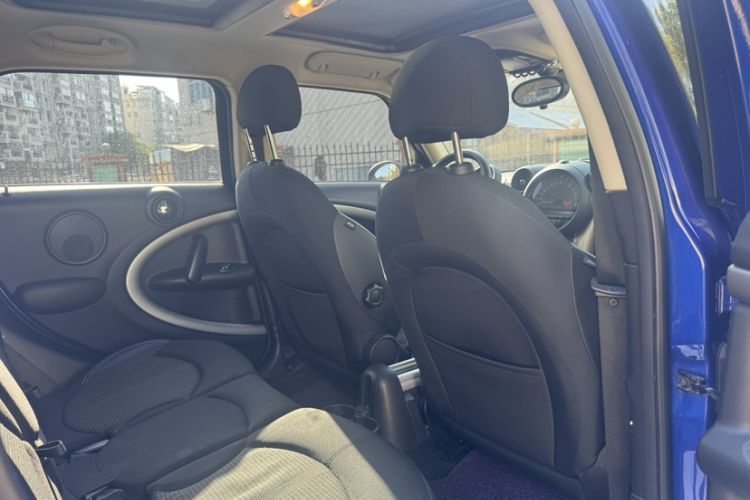 Used MINI Countryman 2014 1.6T COOPER ALL4 Fun Interior 3