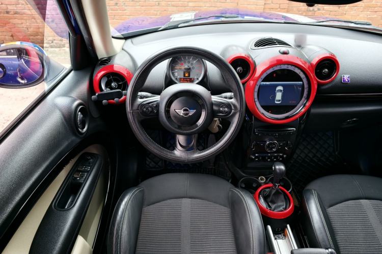 Used MINI Countryman 2014 1.6T COOPER ALL4 Fun Interior 6