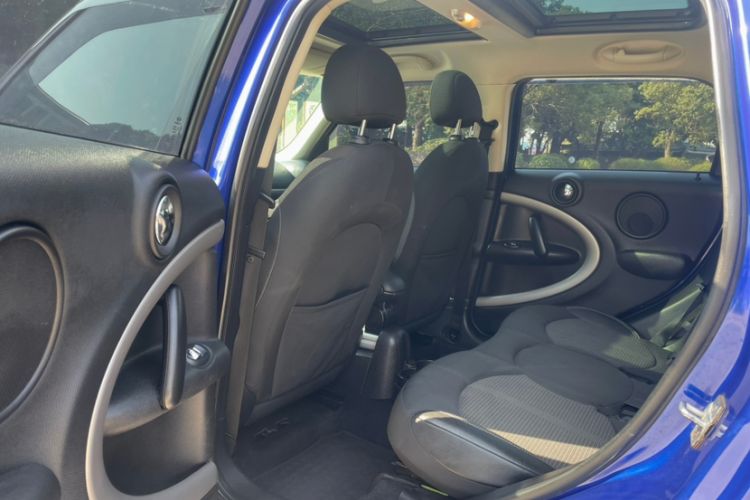 Used MINI Countryman 2014 1.6L COOPER Fun Interior 7