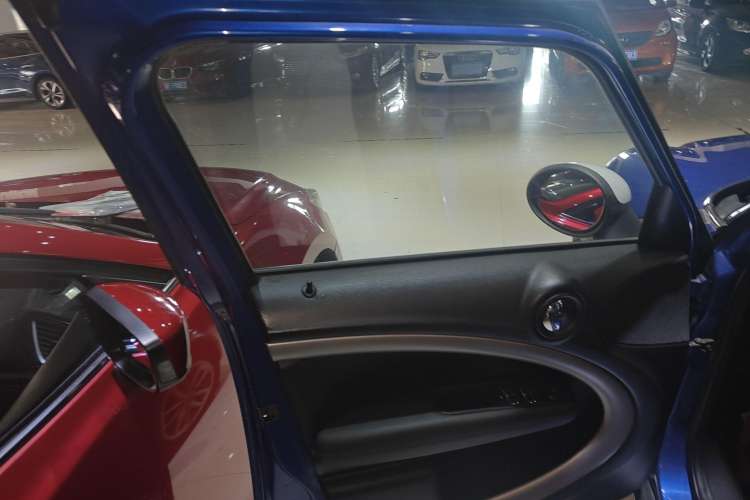 Used MINI Countryman 2014 1.6L COOPER Fun Left Front Door Interior