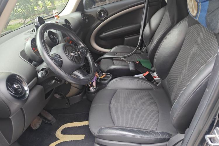 Used MINI Countryman 2014 1.6L COOPER Fun Left Front Seat