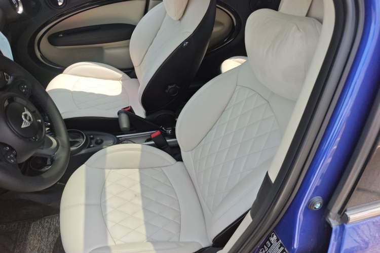 Used MINI Countryman 2014 1.6T COOPER S ALL4 Left Front Seat