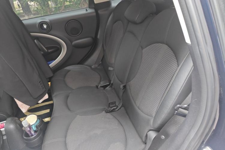 Used MINI Countryman 2014 1.6L COOPER Fun Left Rear Seat