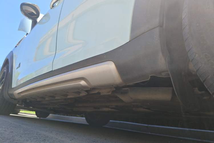 Used MINI Countryman 2014 1.6T COOPER ALL4 Excitement Left Side Sill