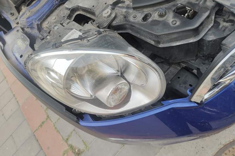 Used MINI Countryman 2014 1.6T COOPER S Right Front Headlight