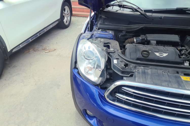 Used MINI Countryman 2014 1.6T COOPER S Right Front Headlight
