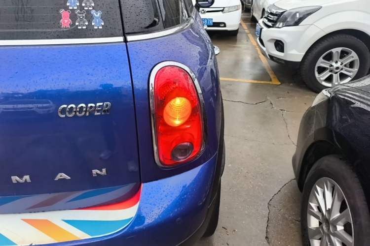 Used MINI Countryman 2014 1.6T COOPER ALL4 Fun Right Rear Taillight