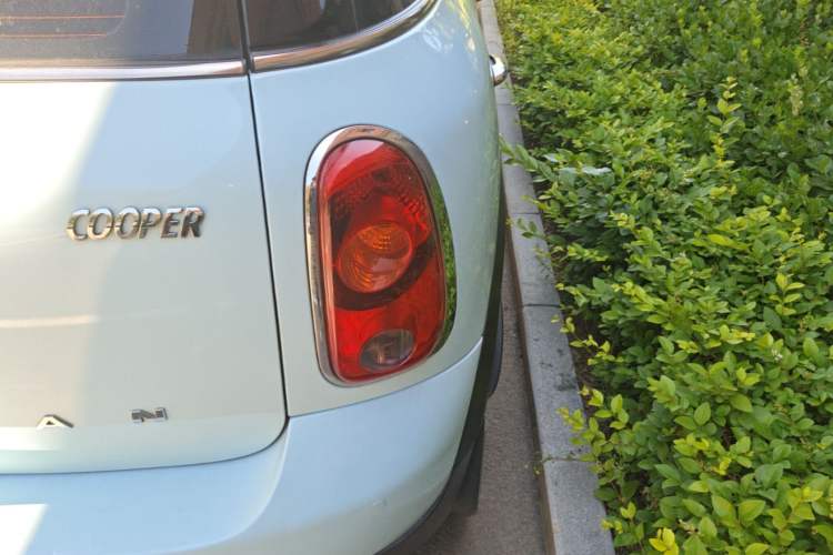 Used MINI Countryman 2014 1.6T COOPER ALL4 Excitement Right Rear Taillight