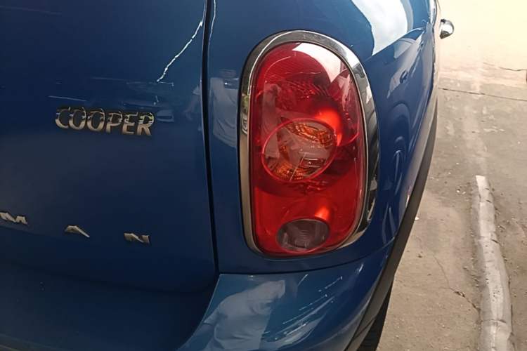 Used MINI Countryman 2014 1.6L COOPER Excitement Right Rear Taillight