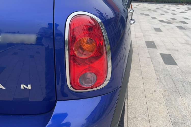 Used MINI Countryman 2014 1.6L COOPER Fun Right Rear Taillight