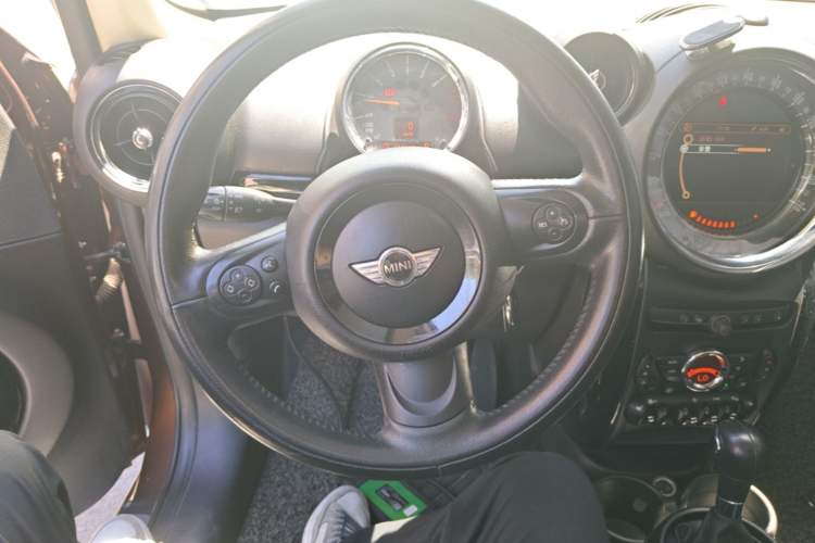 Used MINI Countryman 2014 1.6T COOPER ALL4 Excitement Steering Wheel