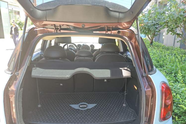 Used MINI Countryman 2014 1.6T COOPER ALL4 Excitement Trunk